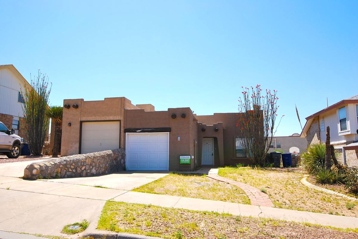 House for rent at 216-B Cutlass Dr, El Paso, TX 79932