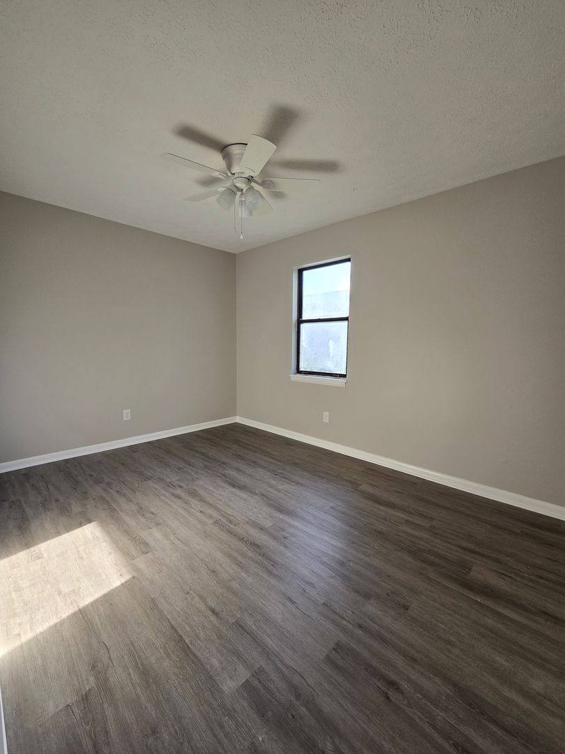 Apartment for rent at 5704 Old Highway 54, Philpot, KY 42366