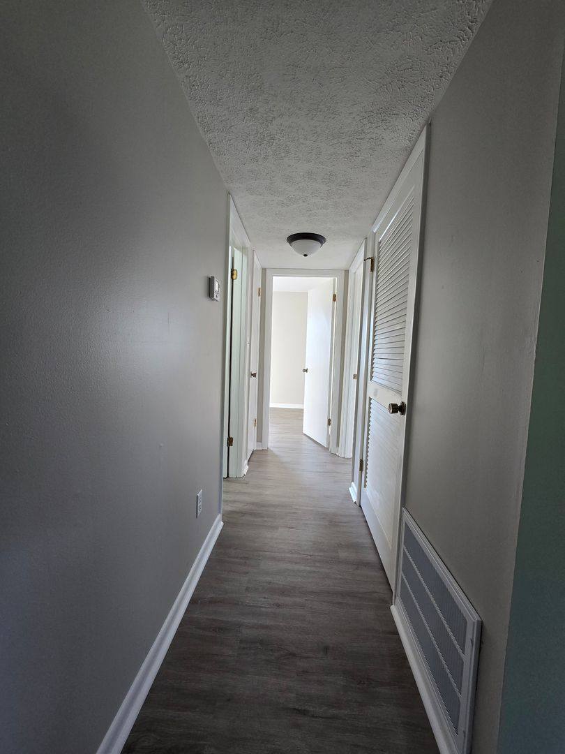 Apartment for rent at 5704 Old Highway 54, Philpot, KY 42366
