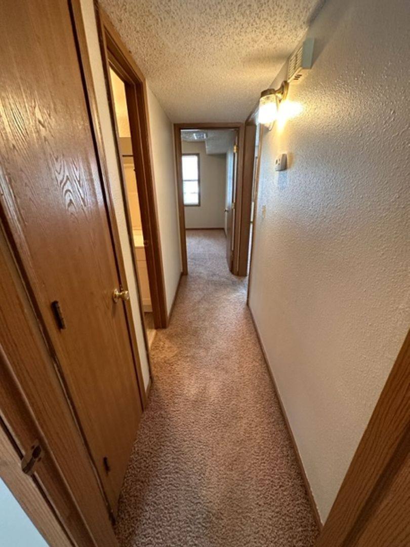 Apartment for rent at 822 E Prairie Hill Dr, Warrensburg, MO 64093