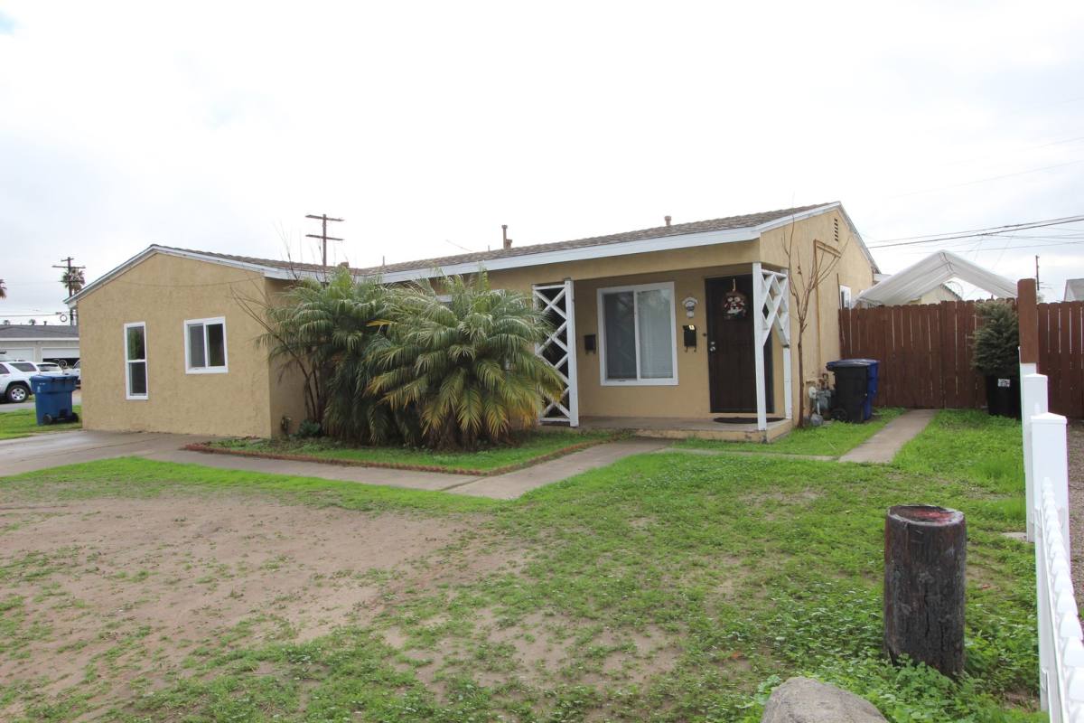 Townhouse for rent at 630 Sierra Way, Chula Vista, CA 91911