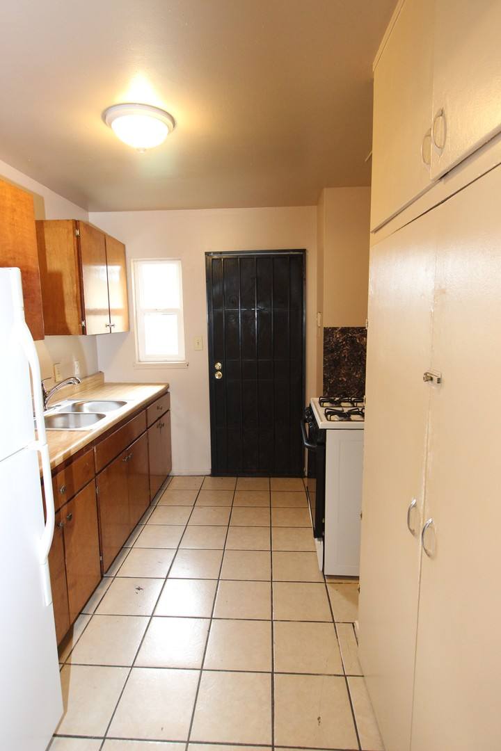 Townhouse for rent at 630 Sierra Way, Chula Vista, CA 91911