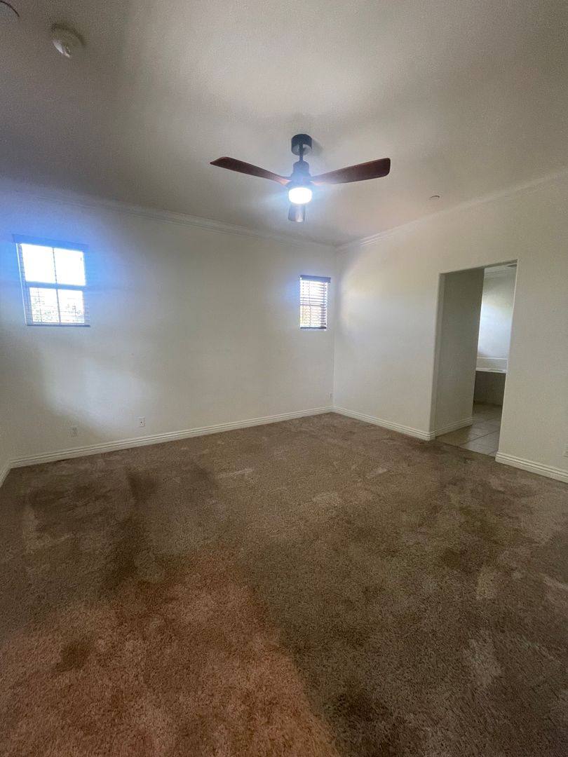 Townhouse for rent at 1518 Valencia Ave, Tustin, CA 92782