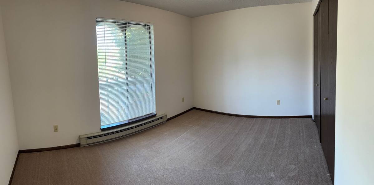 Apartment for rent at 2417-19 S Glenn Rd, Spokane, WA 99206