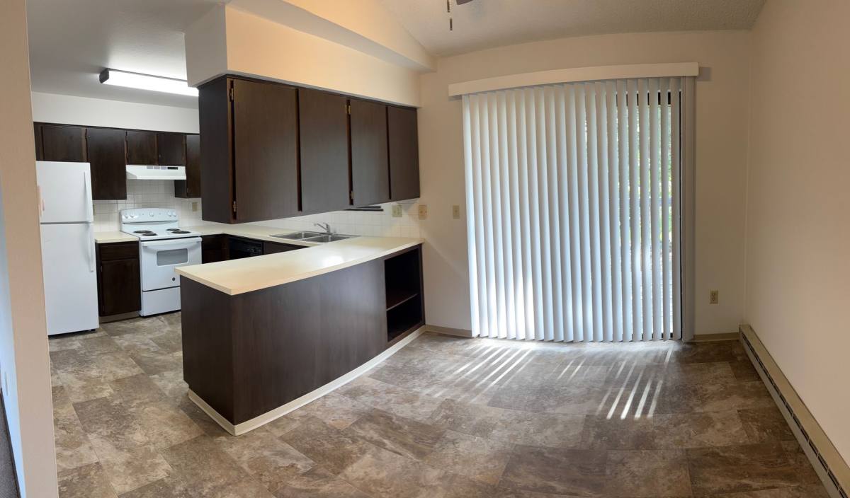 Apartment for rent at 2417-19 S Glenn Rd, Spokane, WA 99206