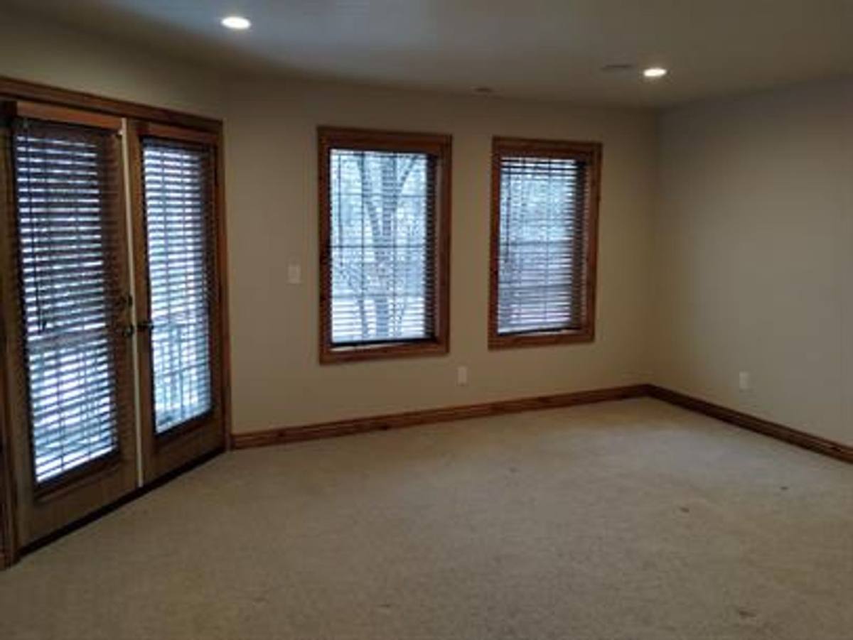 Apartment for rent at 3160 Old Ridge Circle, Salt Lake City, UT 84121