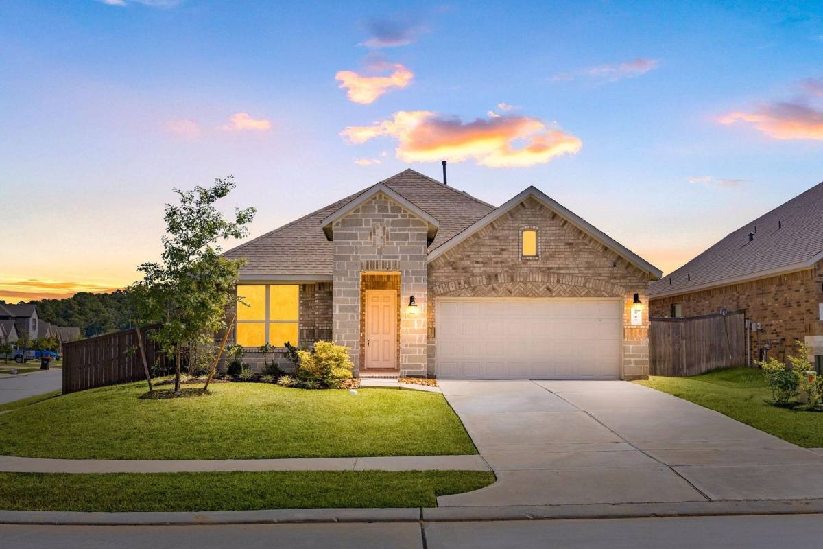 House for rent at 907 Youth Water Rd, Montgomery, TX 77316