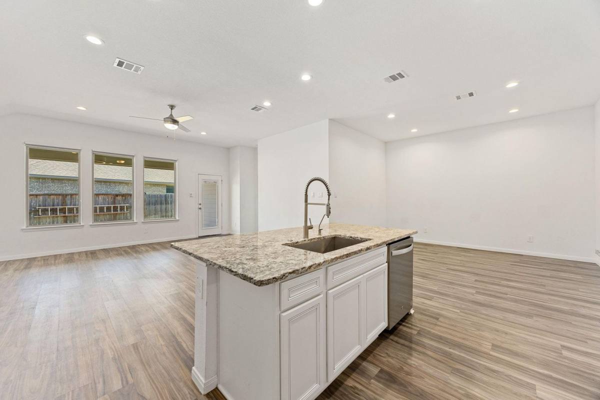 House for rent at 907 Youth Water Rd, Montgomery, TX 77316