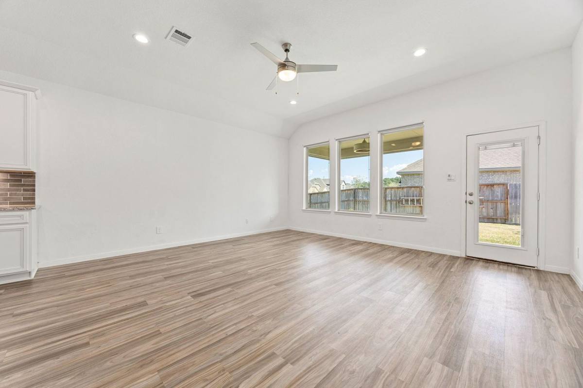 House for rent at 907 Youth Water Rd, Montgomery, TX 77316