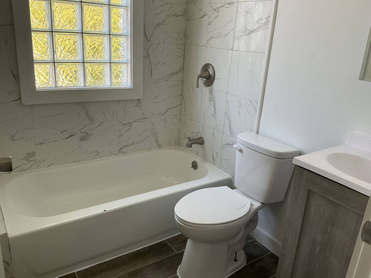 Apartment for rent at 218-220 E Hadley St, Milwaukee, WI 53212