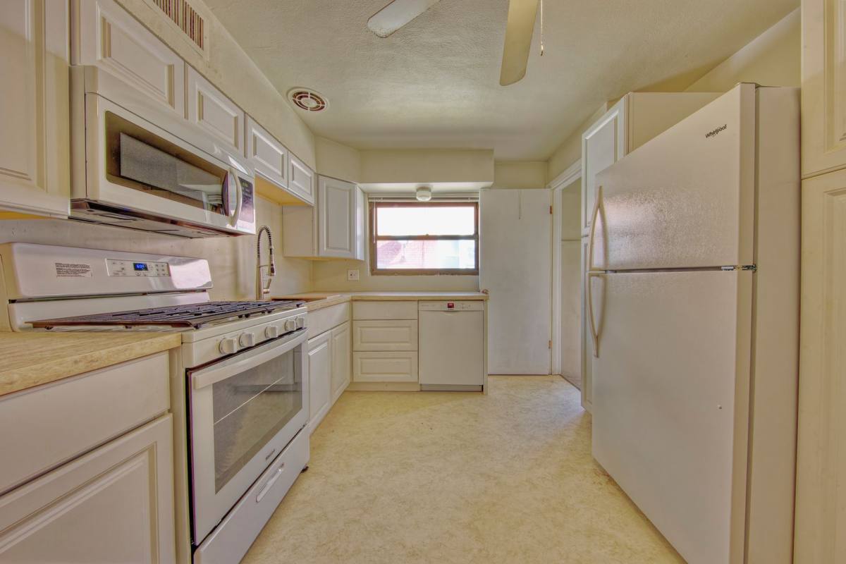 Apartment for rent at 5217-19 S Grand Blvd, Saint Louis, MO 63111