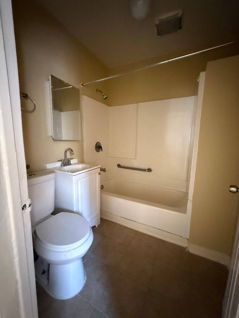 Apartment for rent at 2424 E 4th St, Los Angeles, CA 90033