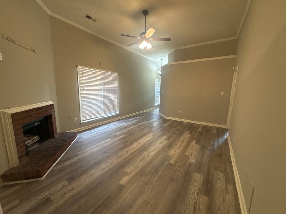House for rent at 615 Ashley Glen Circle Dr, Cordova, TN 38018