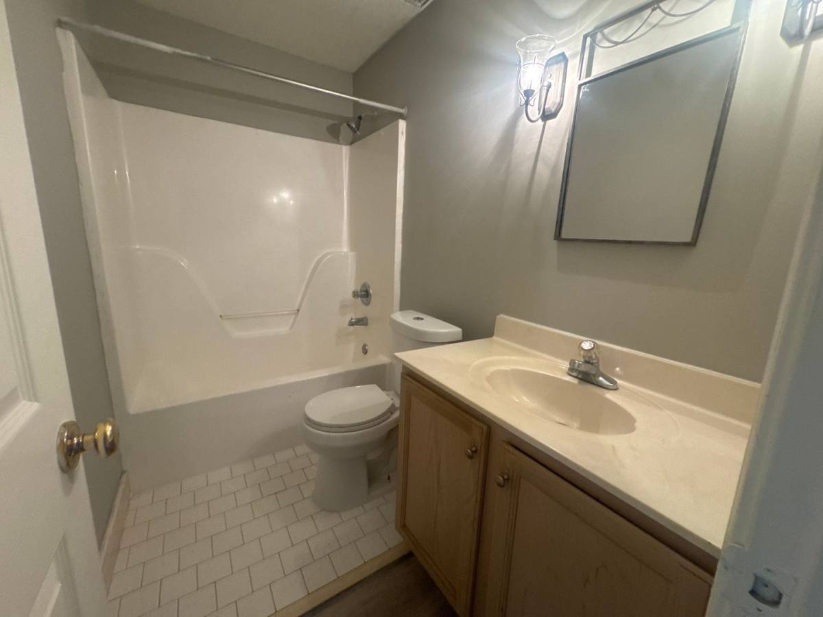 House for rent at 615 Ashley Glen Circle Dr, Cordova, TN 38018