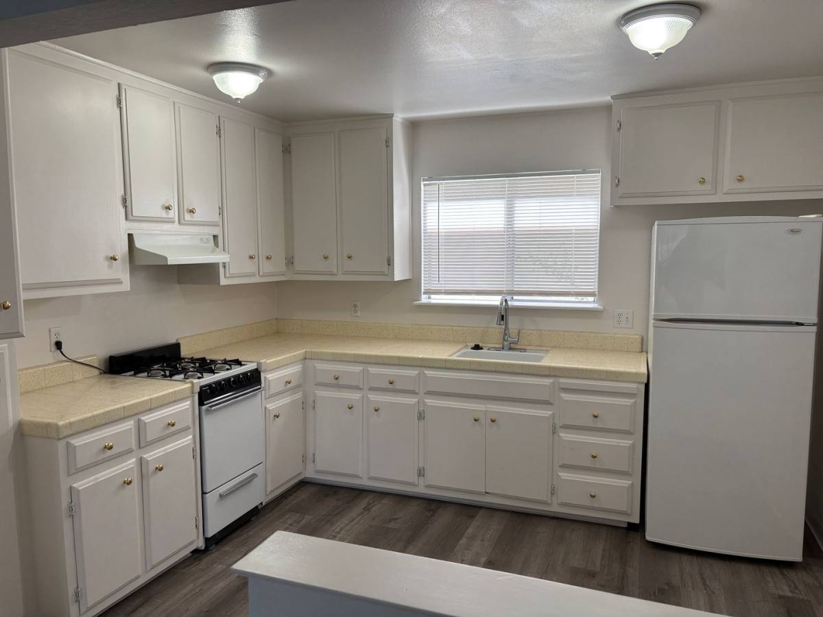 Apartment for rent at 3318 I St, Sacramento, CA 95816