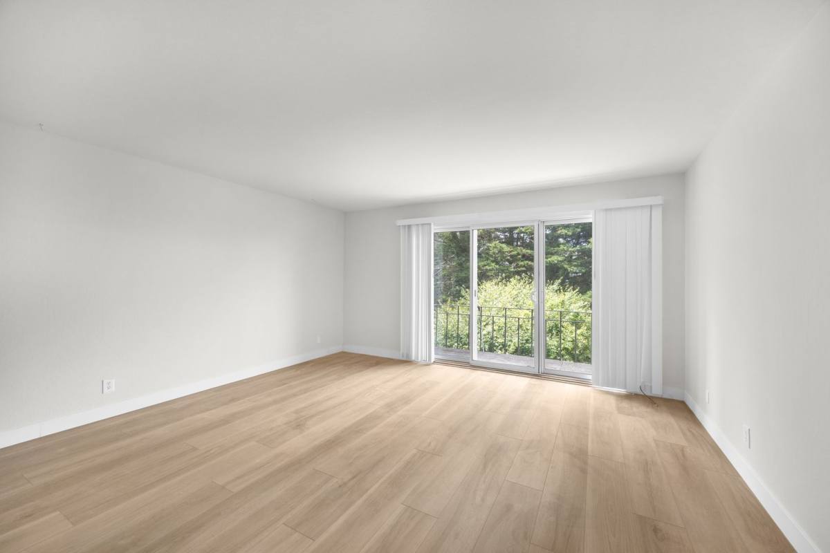 Apartment for rent at 415 Warren Dr, San Francisco, CA 94131