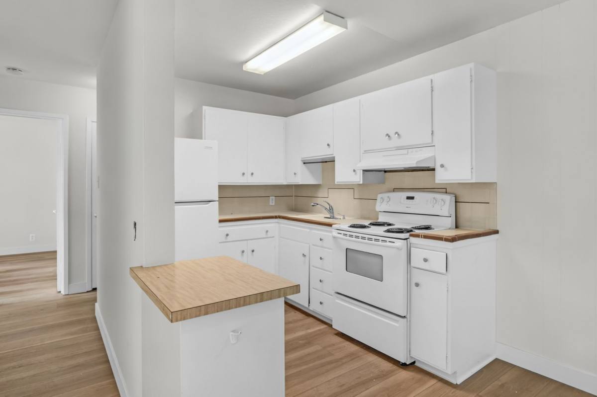Apartment for rent at 415 Warren Dr, San Francisco, CA 94131