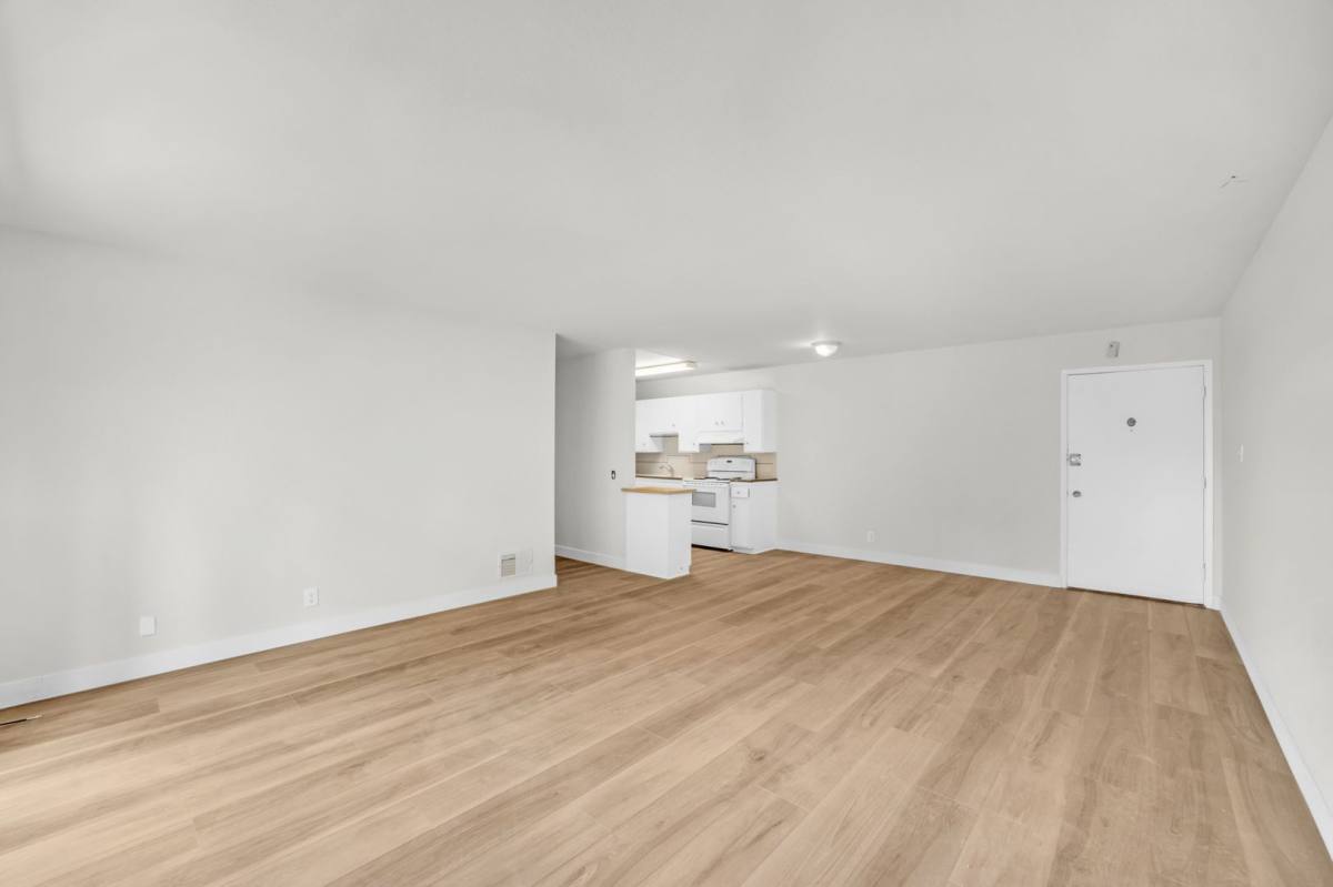 Apartment for rent at 415 Warren Dr, San Francisco, CA 94131