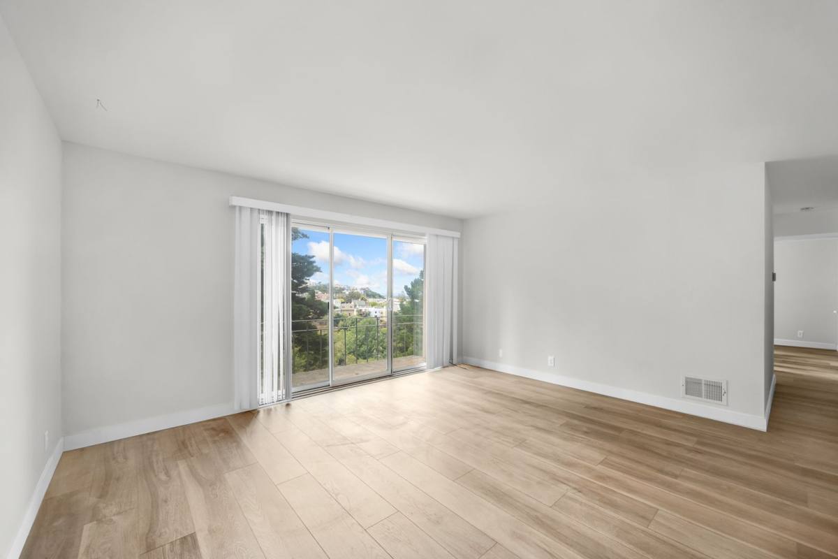 Apartment for rent at 415 Warren Dr, San Francisco, CA 94131