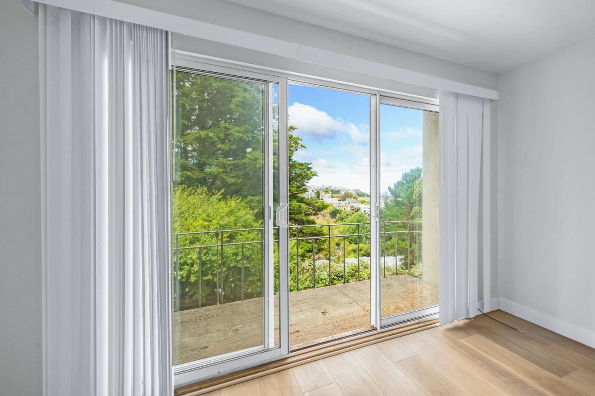 Apartment for rent at 415 Warren Dr, San Francisco, CA 94131