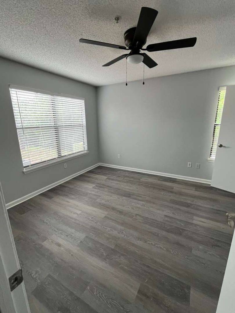 Condo for rent at 11901 4th St N, Saint Petersburg, FL 33716