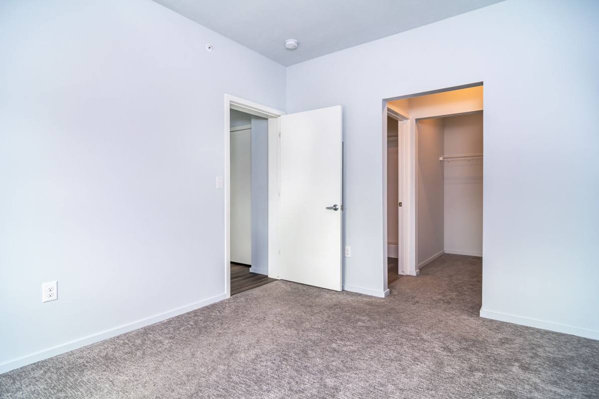 Apartment for rent at 424 S 24th St, Omaha, NE 68102