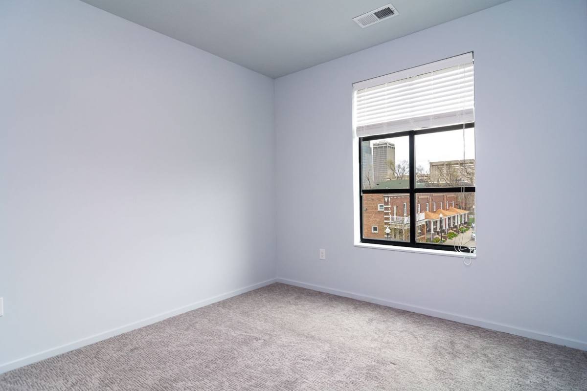 Apartment for rent at 424 S 24th St, Omaha, NE 68102
