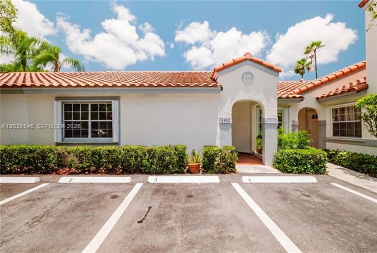House for rent at 1482 Springside Dr, Fort Lauderdale, FL 33326