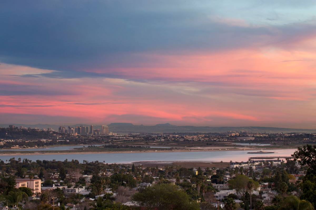 Apartment for rent at 4626 Albuquerque St, San Diego, CA 92109