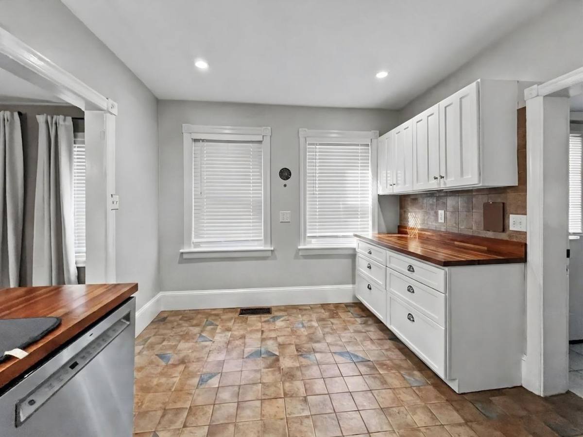 House for rent at 1039 Rees Ave, Bryn Mawr, PA 19010