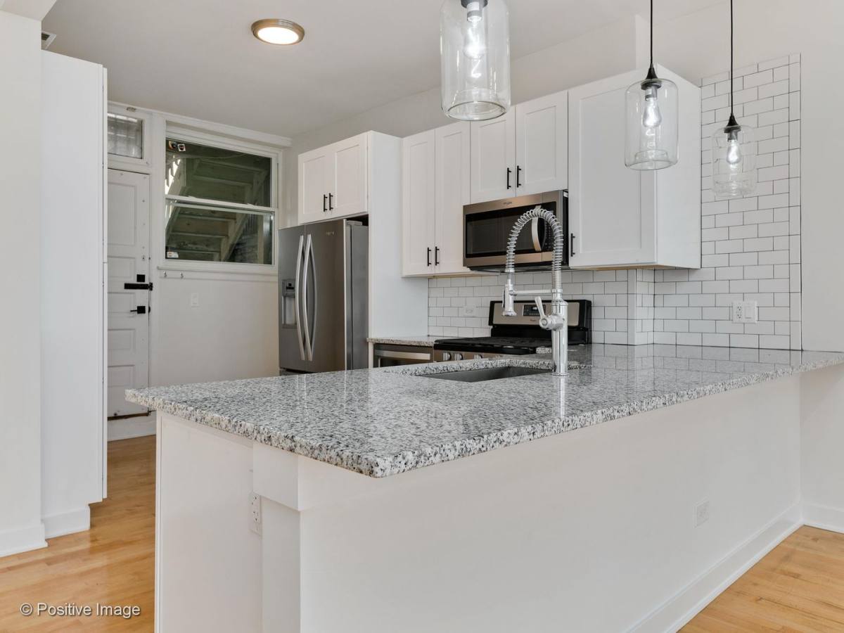 Apartment for rent at 1618 W Chicago, Chicago, IL 60622