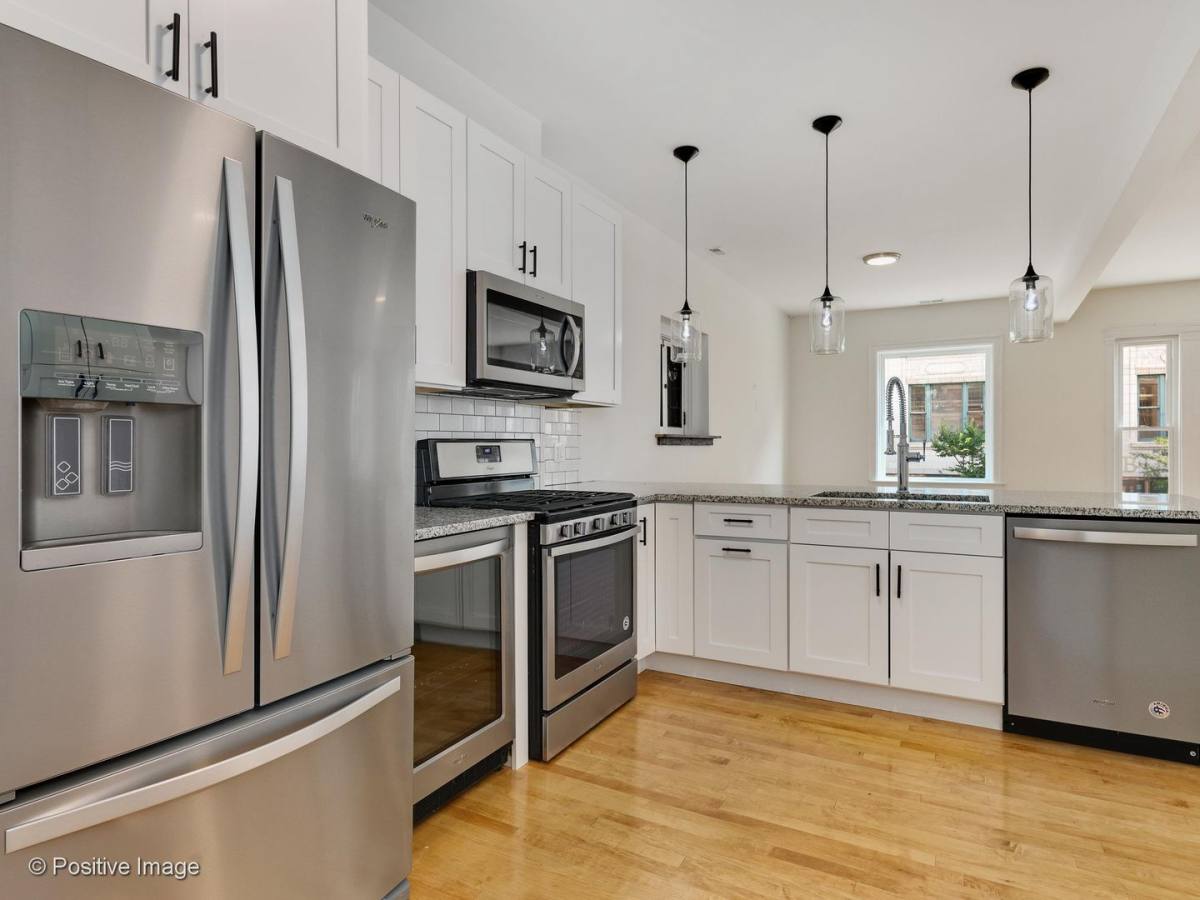 Apartment for rent at 1618 W Chicago, Chicago, IL 60622