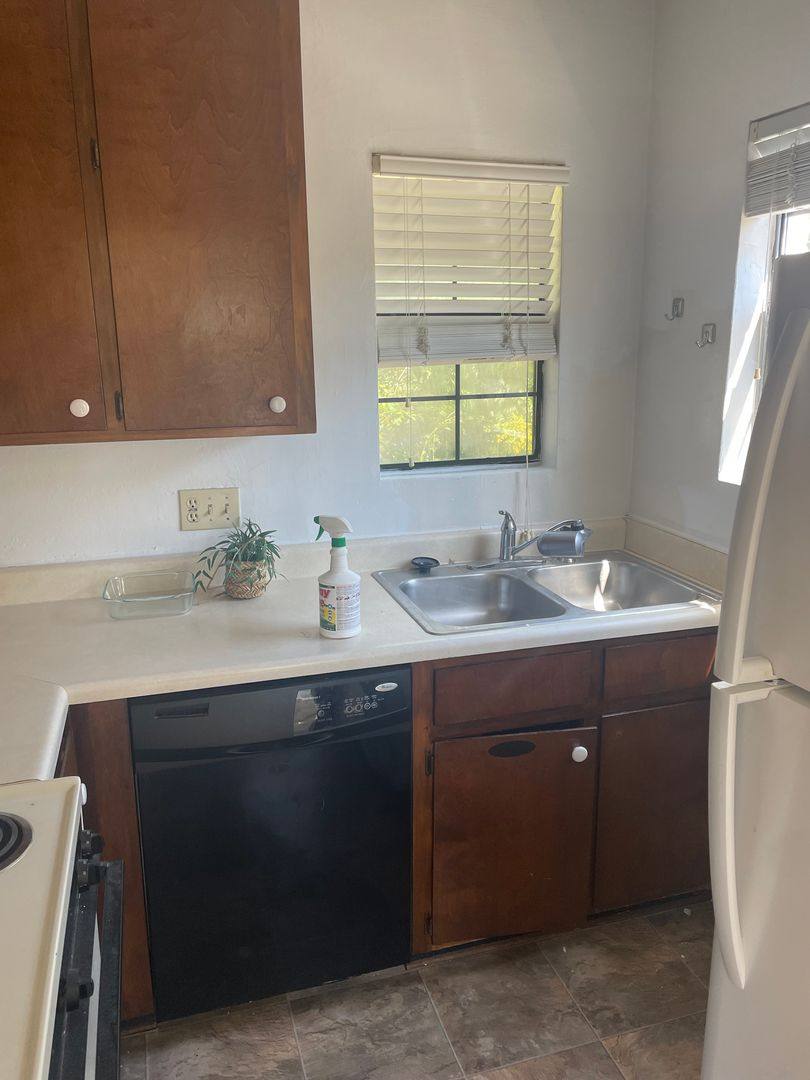 Apartment for rent at 504 Beverly St, Tallahassee, FL 32301