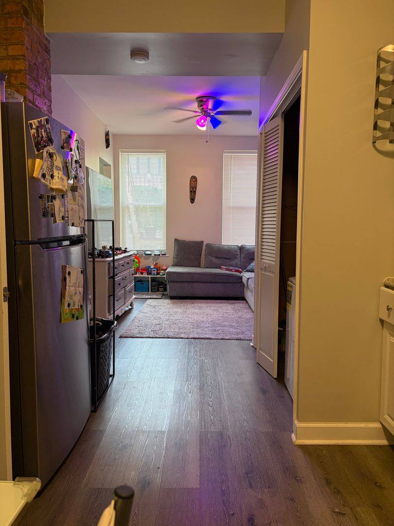 Apartment for rent at 1242 N Greenview, Chicago, IL 60642