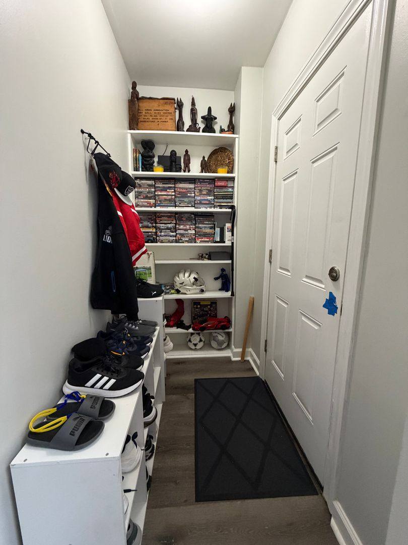 Apartment for rent at 1242 N Greenview, Chicago, IL 60642