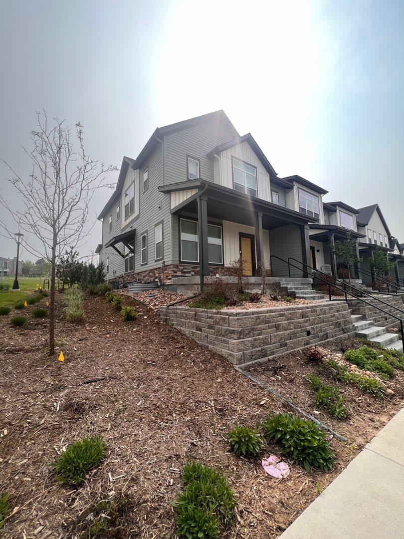 Townhouse for rent at 628 Discovery Parkway, Louisville, CO 80027
