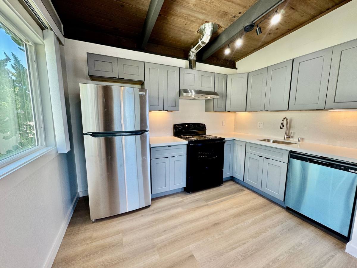 Apartment for rent at 6500 Donal Ave, El Cerrito, CA 94530
