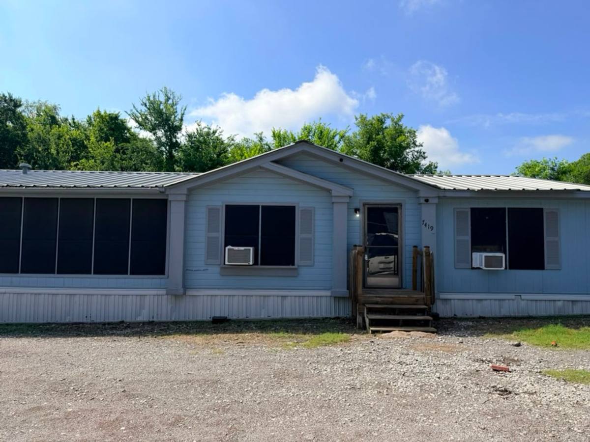 Apartment for rent at 7415 Remington, Mansfield, TX 76063