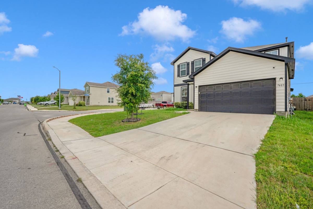 House for rent at 7405 Viridian View, San Antonio, TX 78253