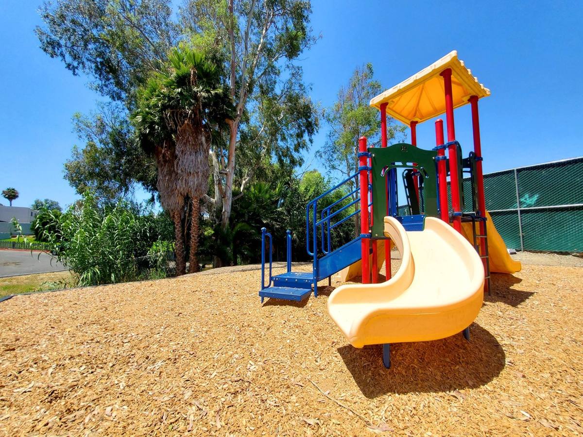 Apartment for rent at 246 N Emerald Dr, Vista, CA 92083
