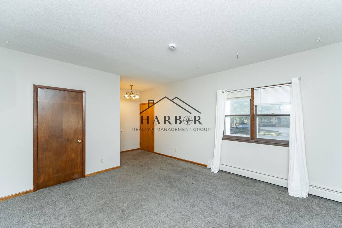 Apartment for rent at 23 8th St NW #2, Rochester, MN 55901