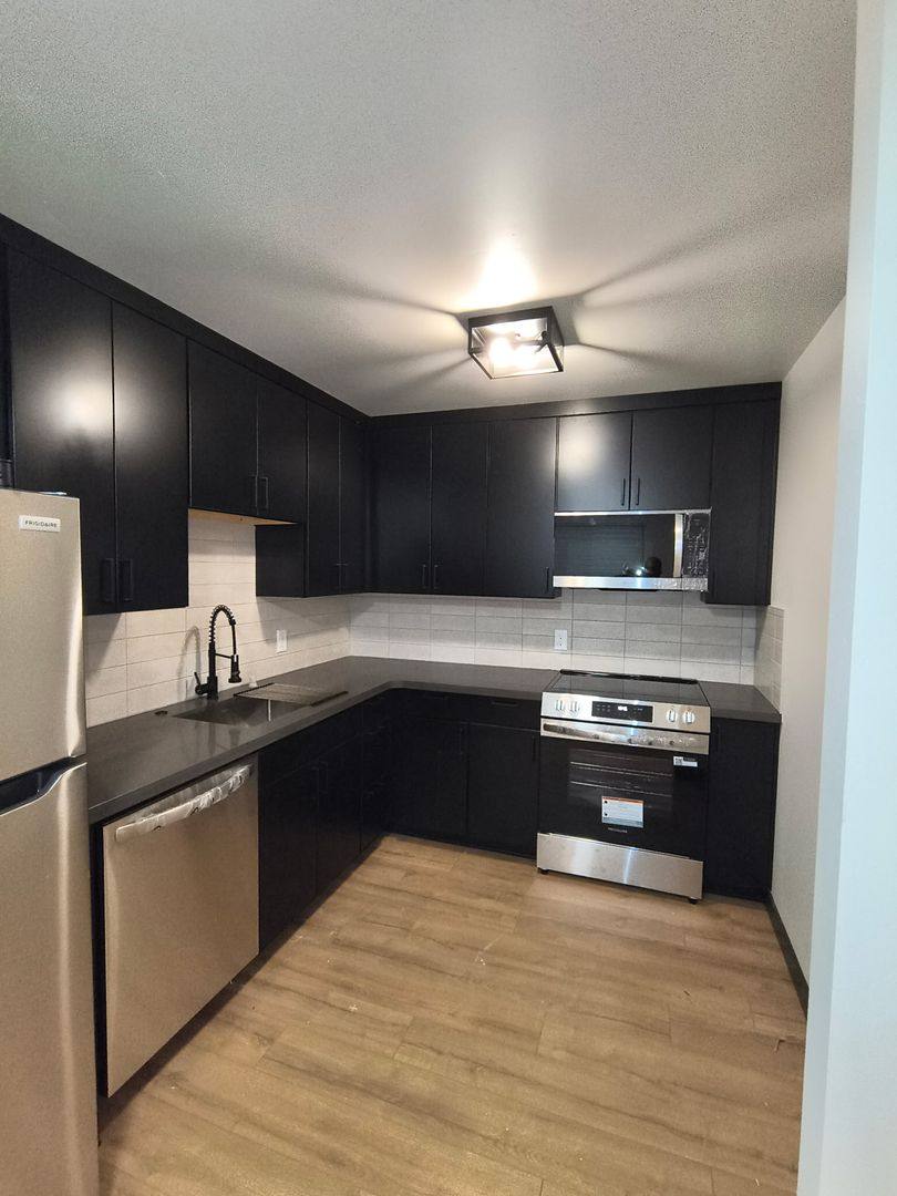 Apartment for rent at 700 24th St, Sacramento, CA 95816