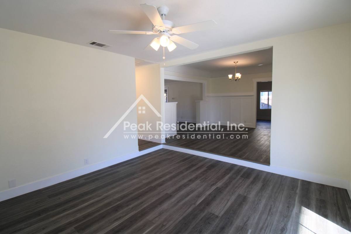 House for rent at 1042 Las Palmas Ave, Sacramento, CA 95815