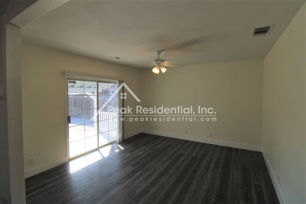 House for rent at 1042 Las Palmas Ave, Sacramento, CA 95815