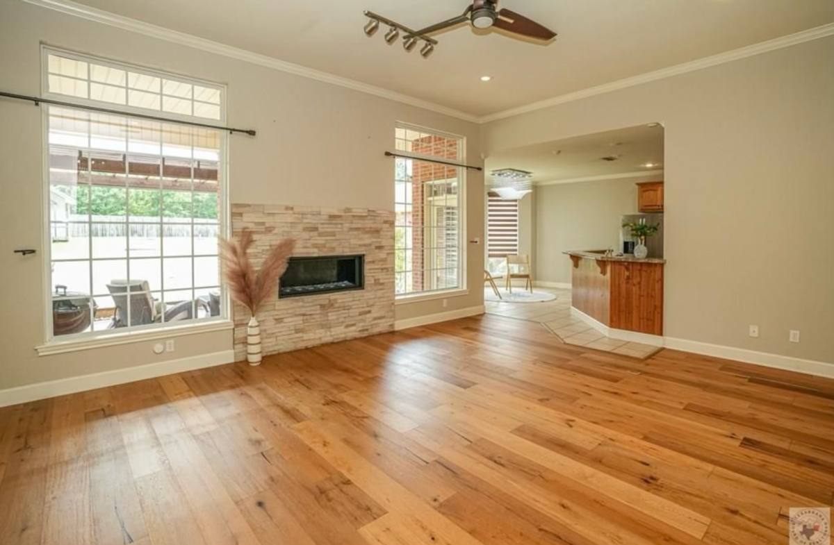 House for rent at 7001 Shadow Brooke St, Texarkana, TX 75503