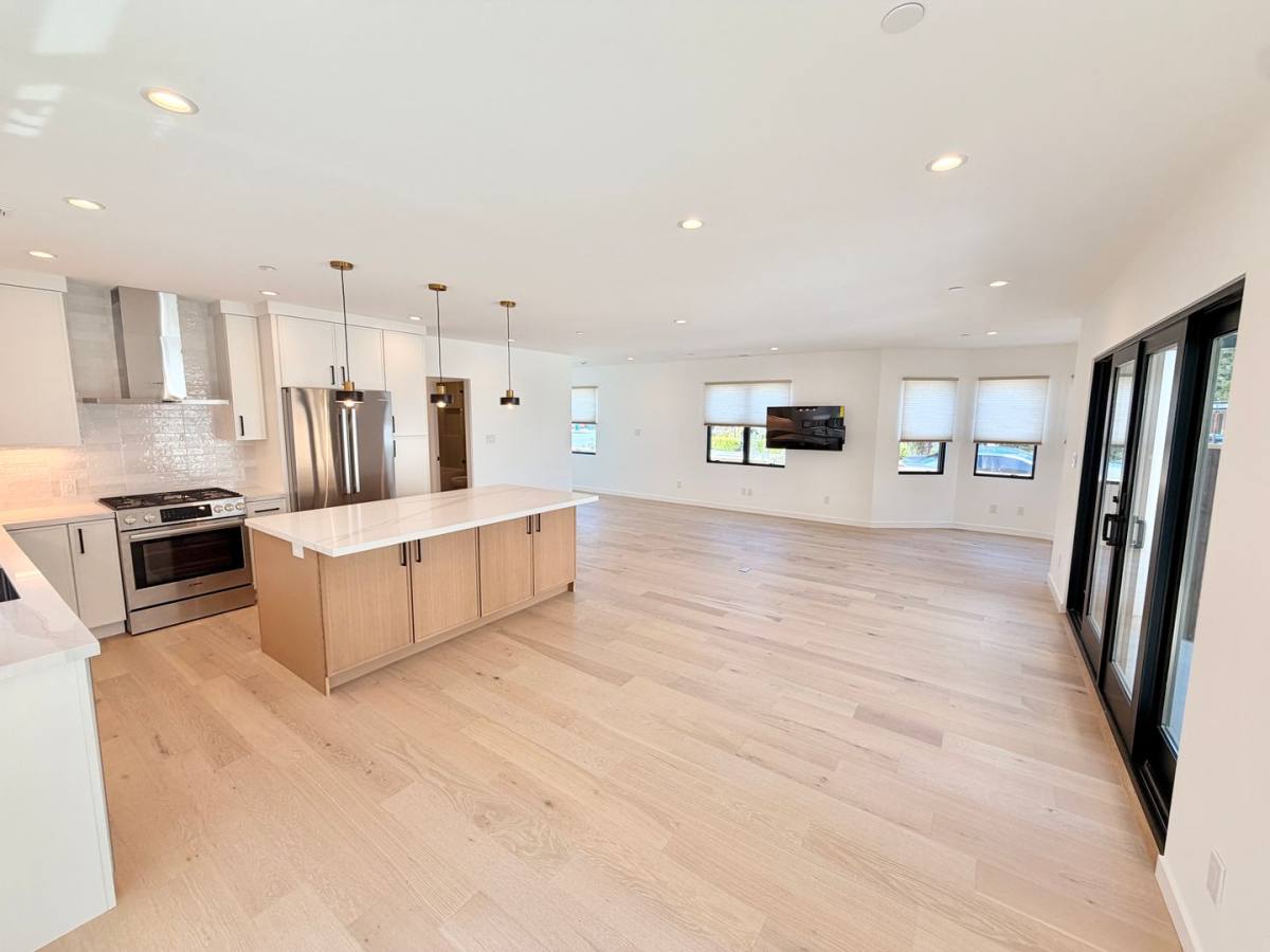 Apartment for rent at 406 S Sunnyvale Ave, Sunnyvale, CA 94086