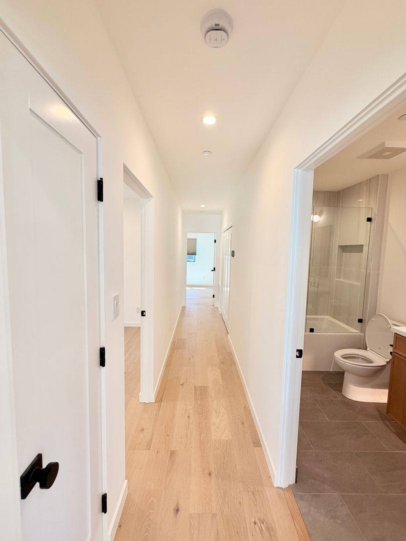 Apartment for rent at 406 S Sunnyvale Ave, Sunnyvale, CA 94086