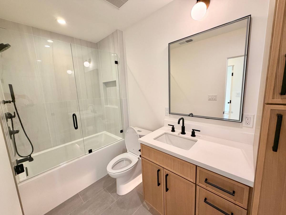 Apartment for rent at 406 S Sunnyvale Ave, Sunnyvale, CA 94086