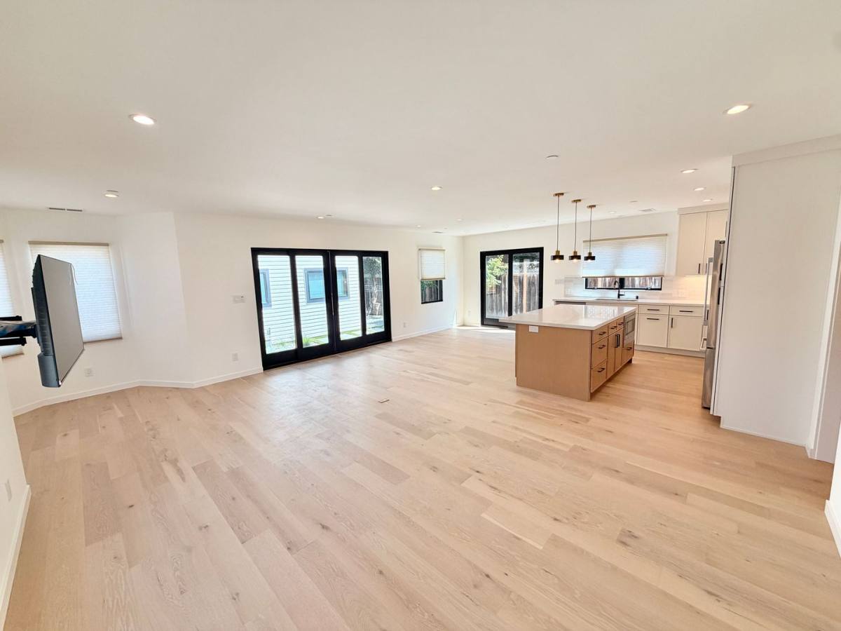 Apartment for rent at 406 S Sunnyvale Ave, Sunnyvale, CA 94086