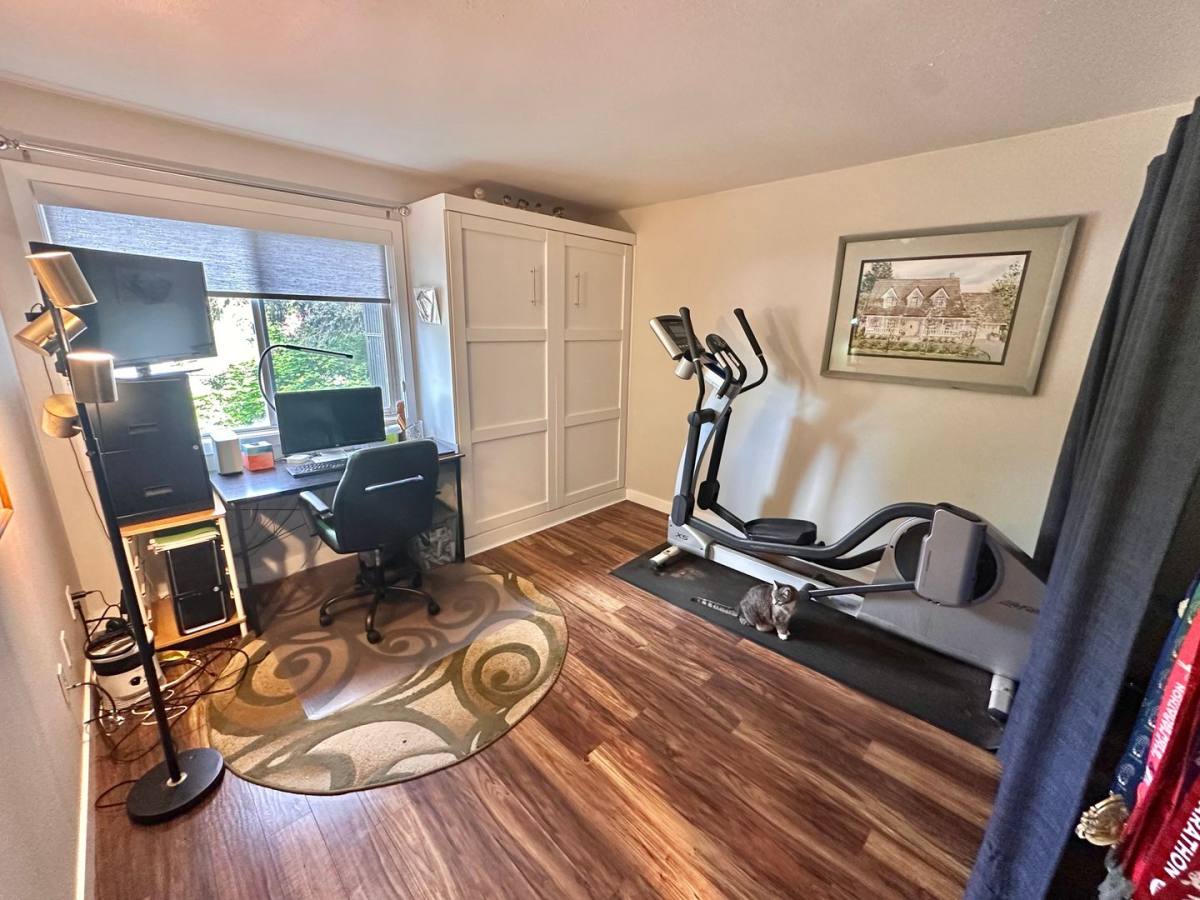 Condo for rent at 9201 NE Juanita Dr #207, Kirkland, WA 98034